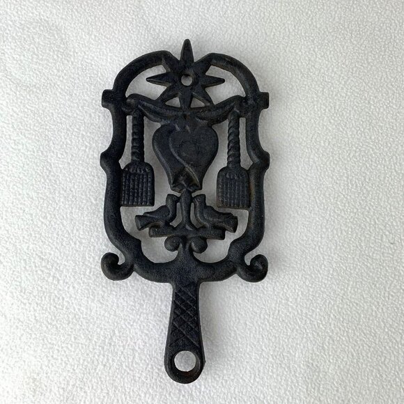 Black Cast Iron Trivet Hearts Star Broom Love Birds Footed 9" Vintage - Picture 1 of 8